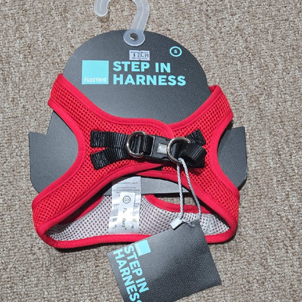FuzzYard Red Step-In Dog Harness Size SMALL